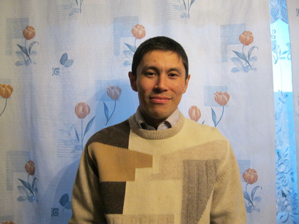  6219415  Arman, 52 ,    