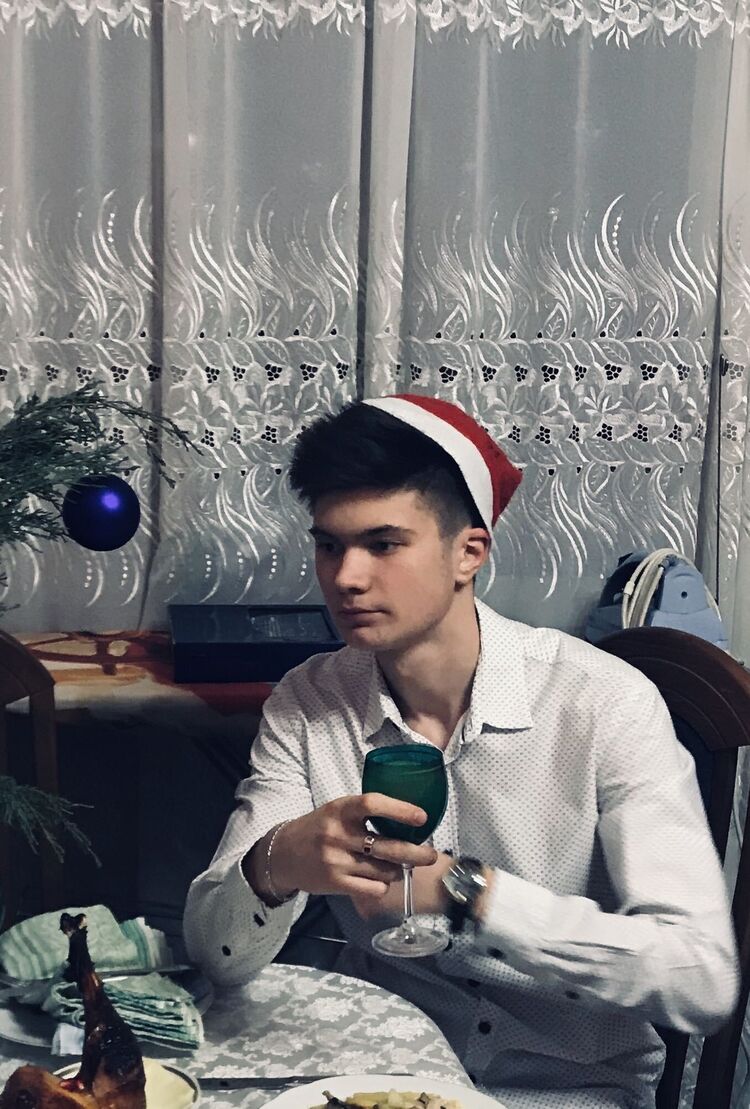  38888095  , 21 ,    
