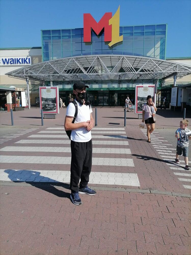  21093245  Zheka, 49 ,    Warszawa