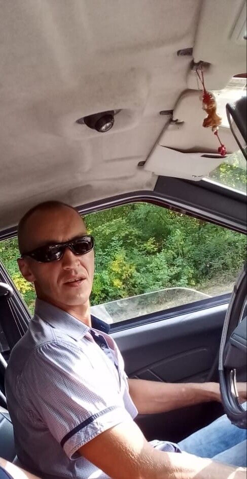 ,   Edik, 48 ,   ,   , c , 
