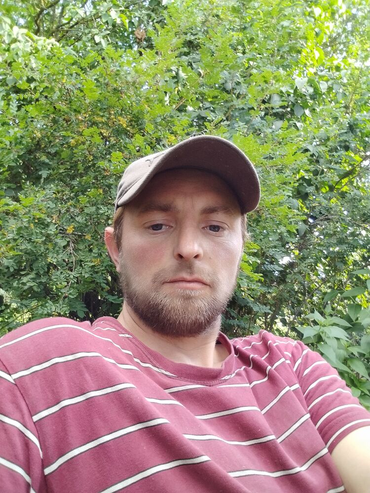  36712575  Igor, 34 ,     