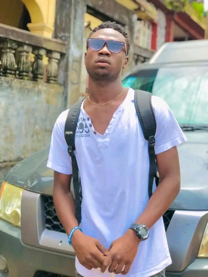  54206565  Abubakar, 22 ,    