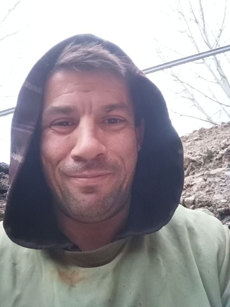  54704905  , 42 ,    -