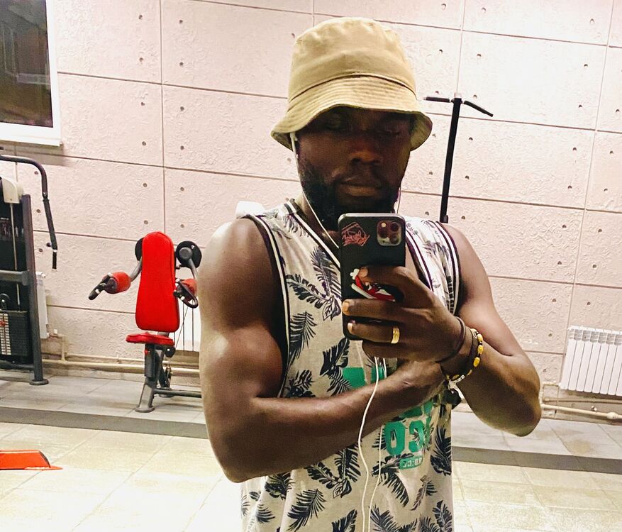  ,   Alex Thierry, 32 ,   ,   , c 