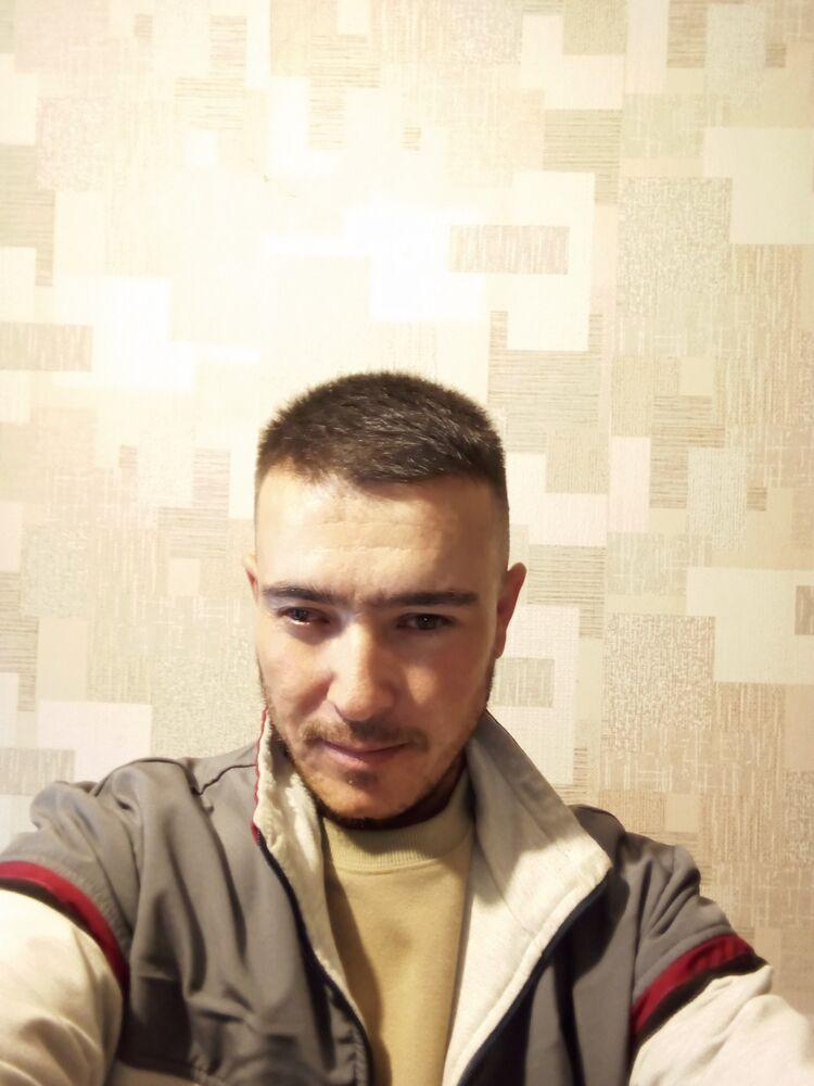  52826475  , 31 ,    