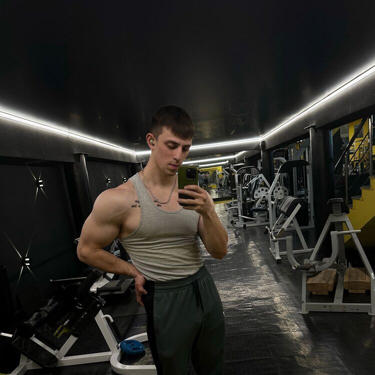  38654895  , 32 ,    -