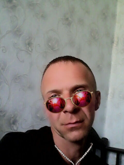  ,   Sergei, 51 ,   ,   , c 