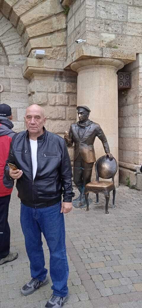  30205475  , 65 ,    