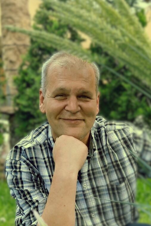  ,   Sergiy, 54 ,     , c 