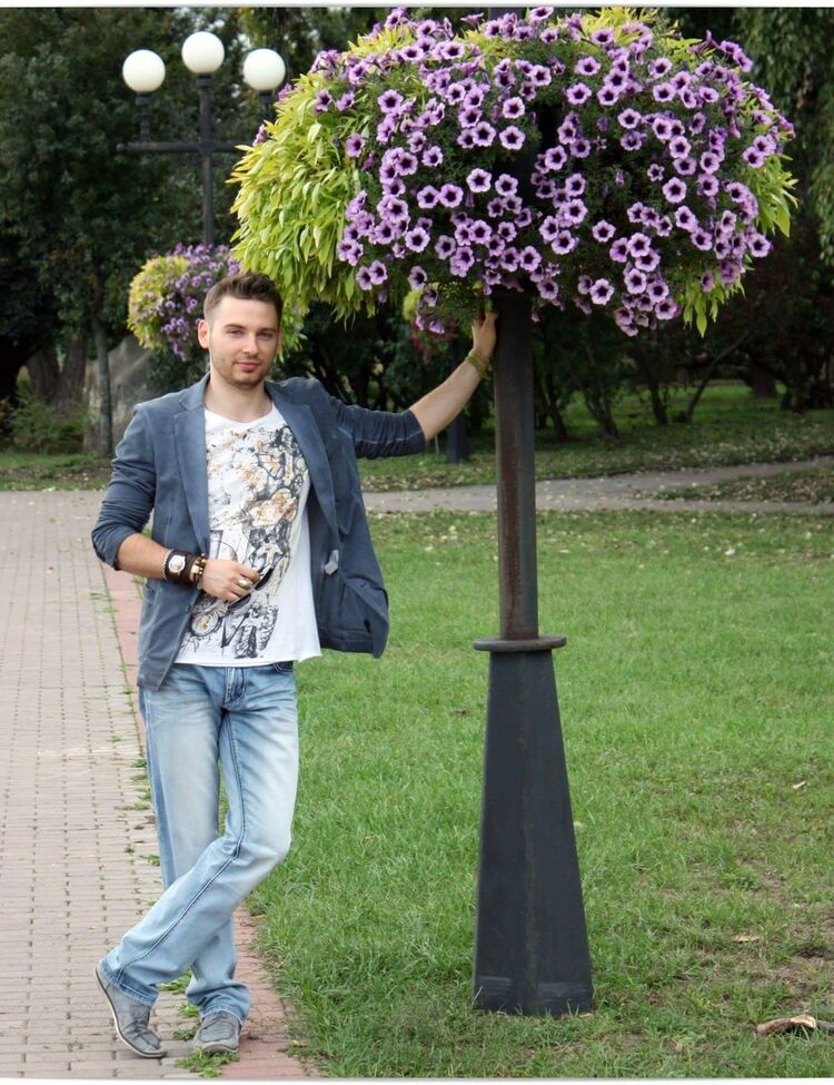  ,   Dmitriy, 37 ,   