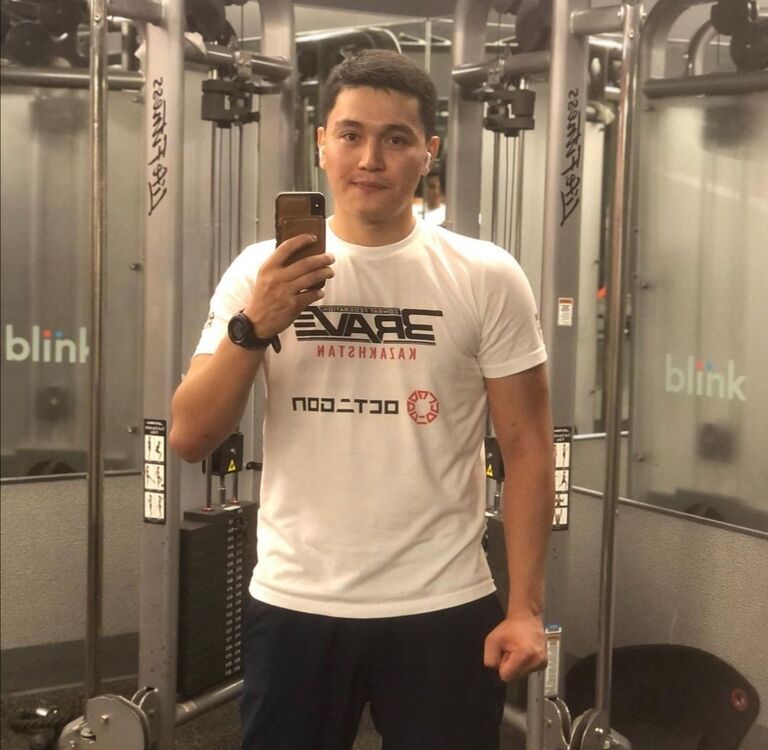 ���� 26970055 ������� Iliass, 33 ����, ���� ���������� � ������