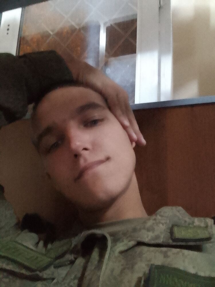  48127675  , 22 ,    