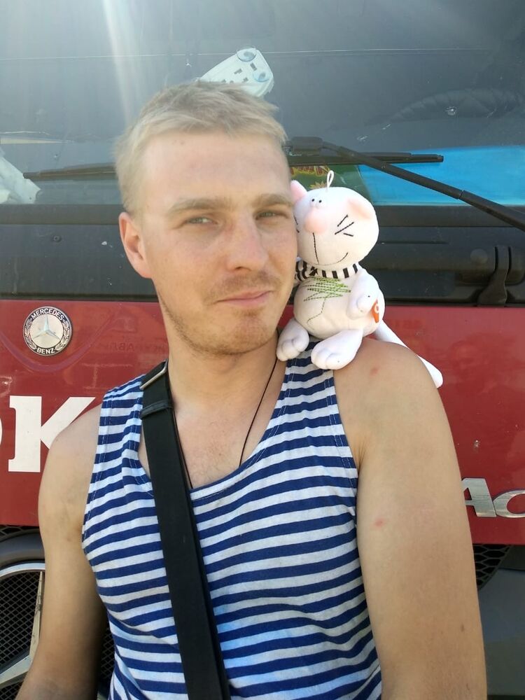  29958825  Nelson, 32 ,    