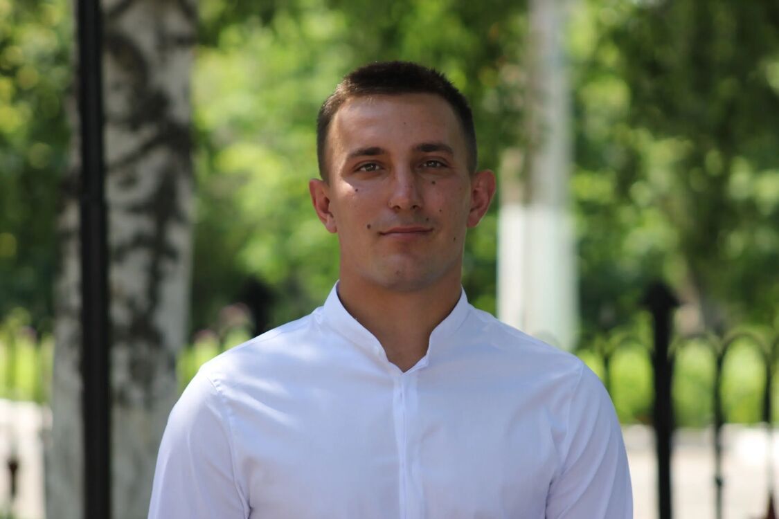  ,   Rik, 23 ,   ,   