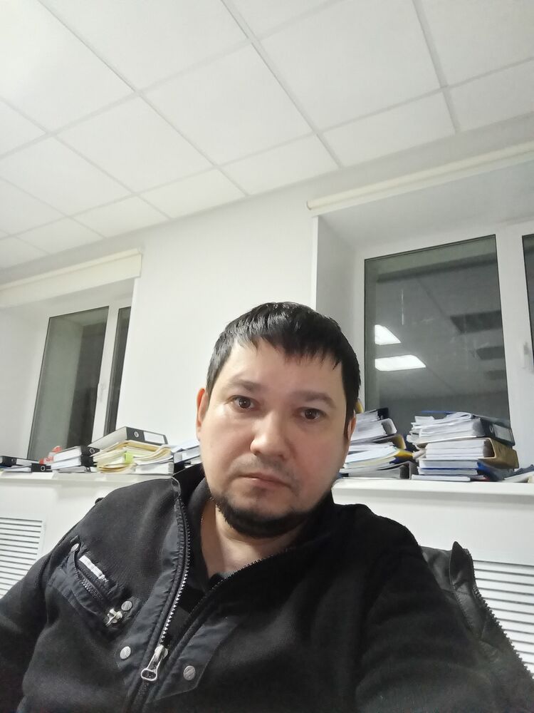  48558525  , 33 ,    