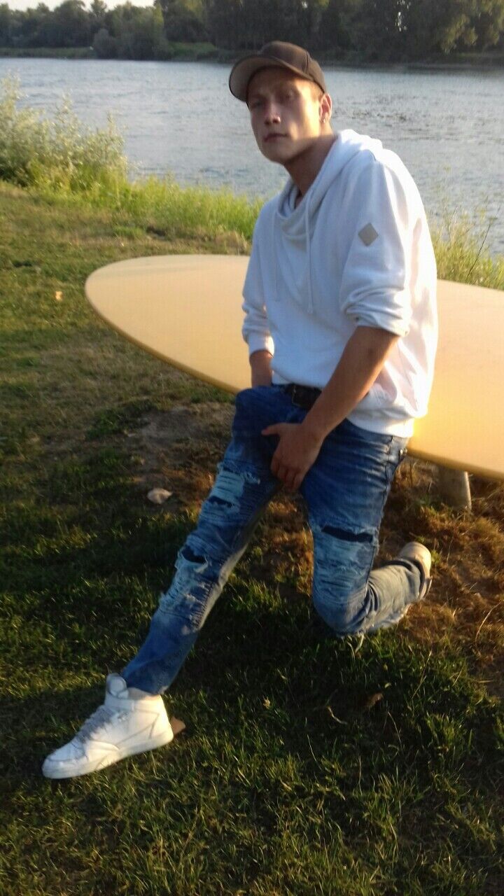  Homberg,   Peter, 19 ,   ,   