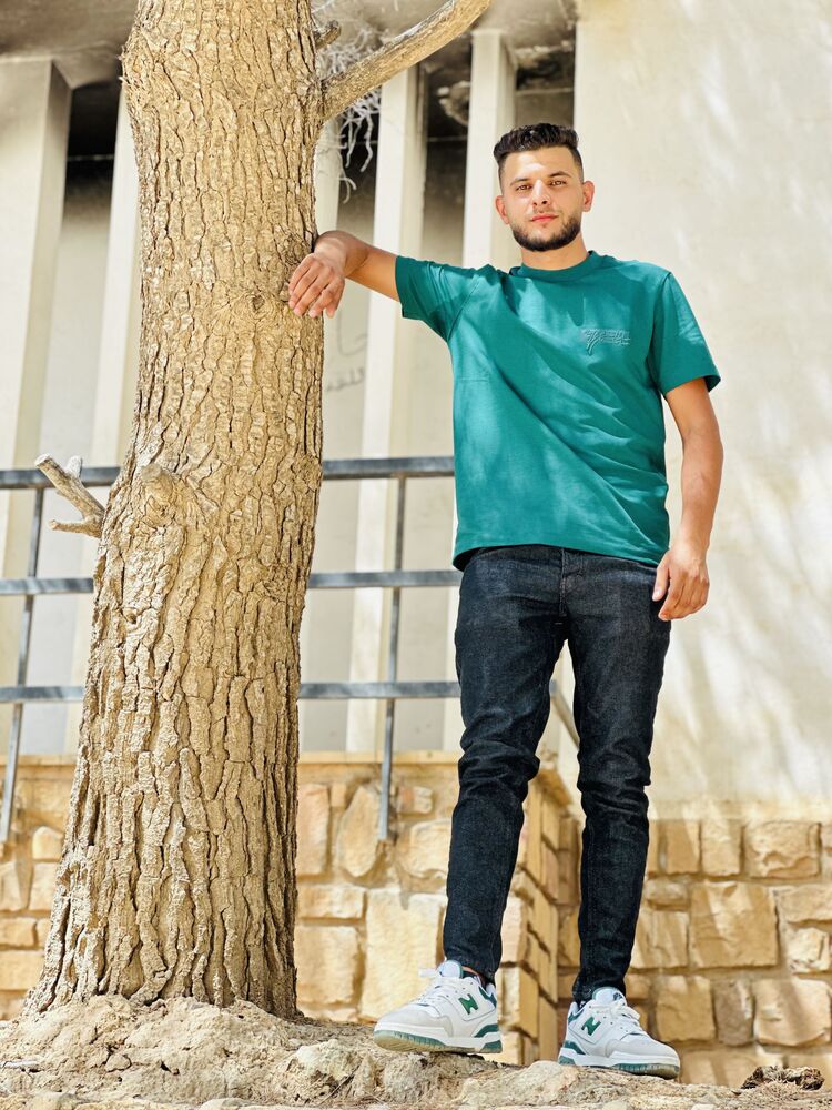  ,   Yassen, 23 ,   ,   