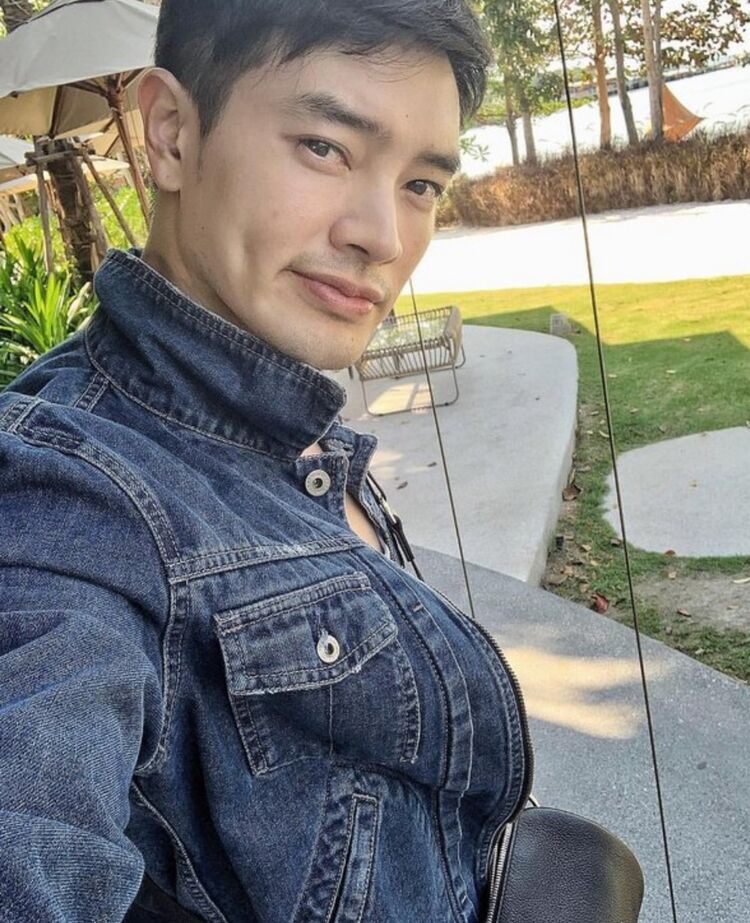  Boyalik,   Raymondbrian, 44 ,     , c 