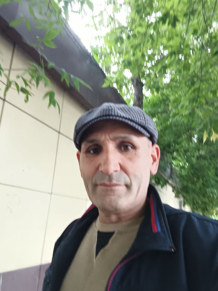  35592375  , 52 ,    