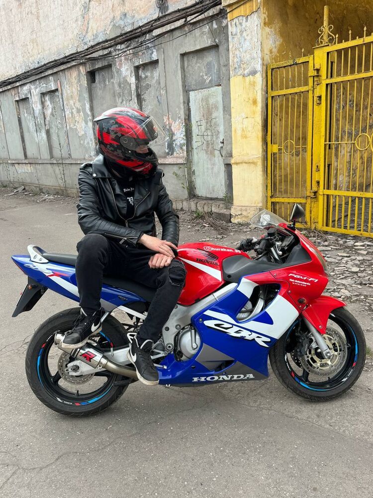 ���� 42973195 ����� Ghost, 23 ����, ���� ���������� � ��������