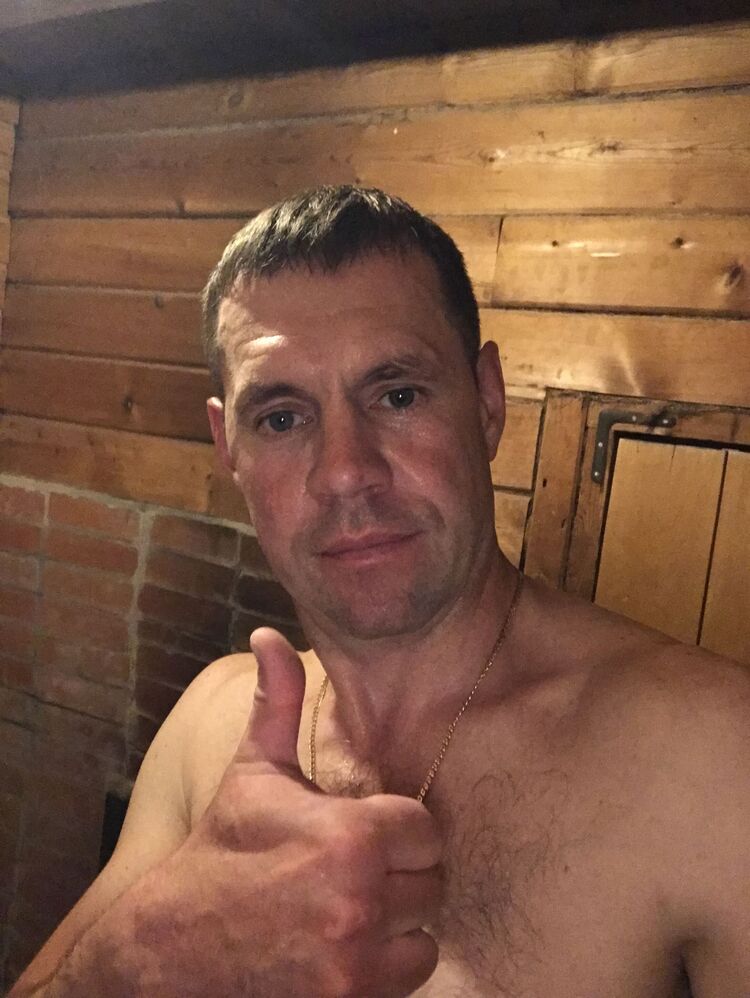  ,   Sergio, 45 ,   ,   , c 