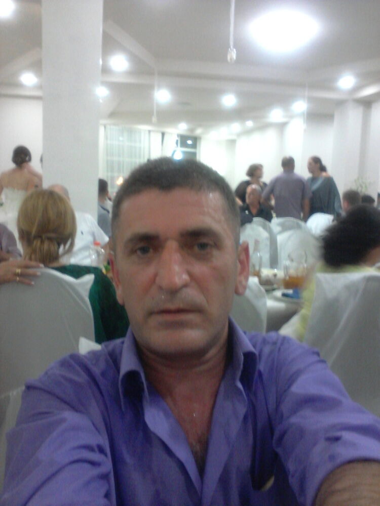  7114715  Irakli, 49 ,    