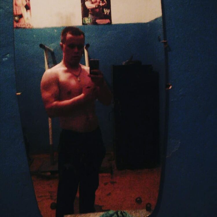  15189265  Rostislav, 29 ,    