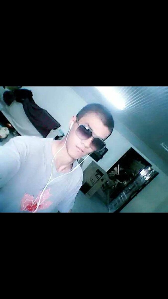  ,   Akbar, 27 ,   ,   , c 