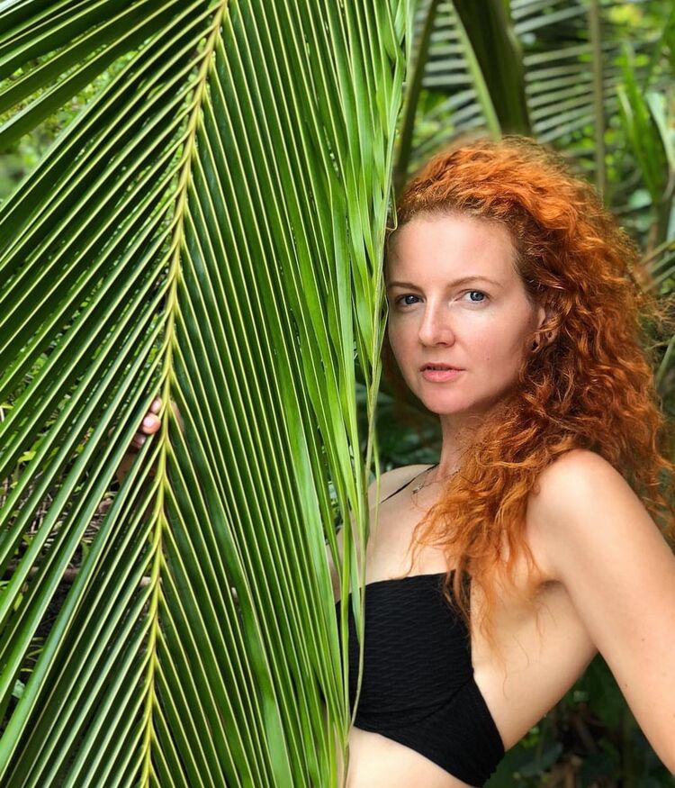  ,   Alina, 42 ,   ,   , c 