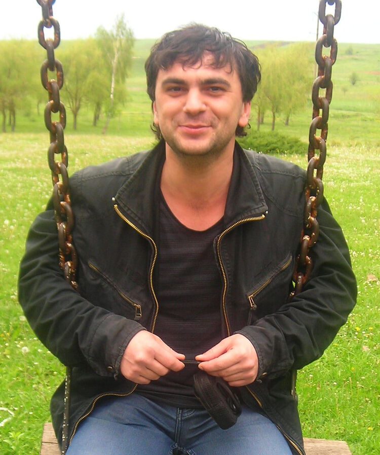  51720765  Nick, 42 ,    