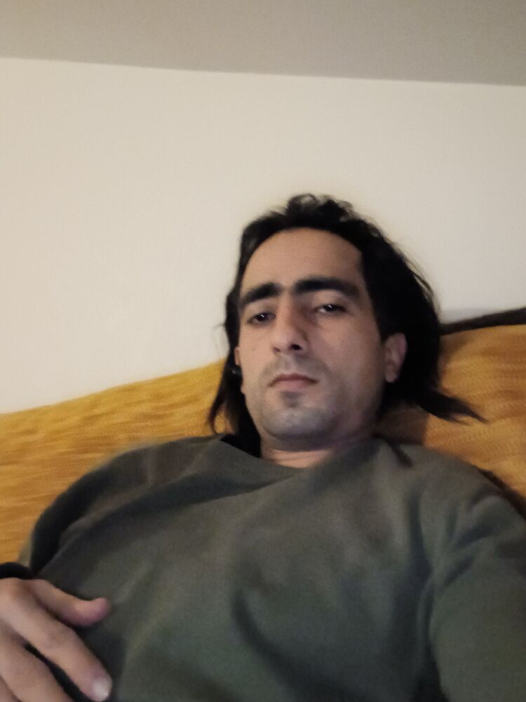  48497705  Roma, 32 ,    
