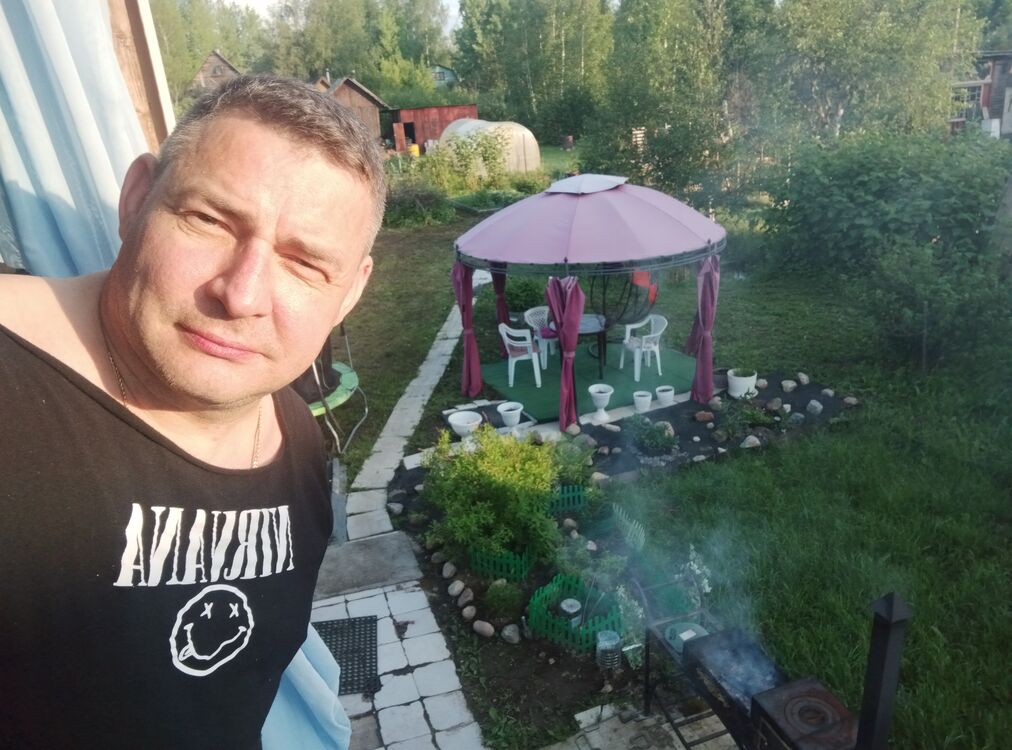  52088195  , 39 ,    -