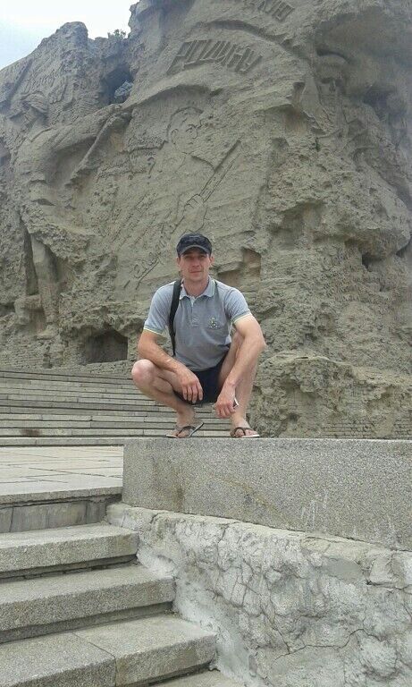  ,   Aleks, 43 ,   ,   