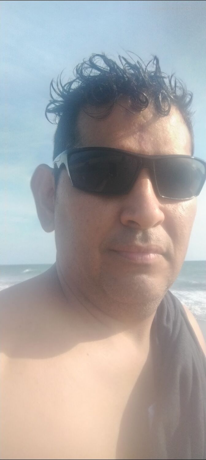  Guayaquil,   Pablo Chang, 47 ,   ,   , c 