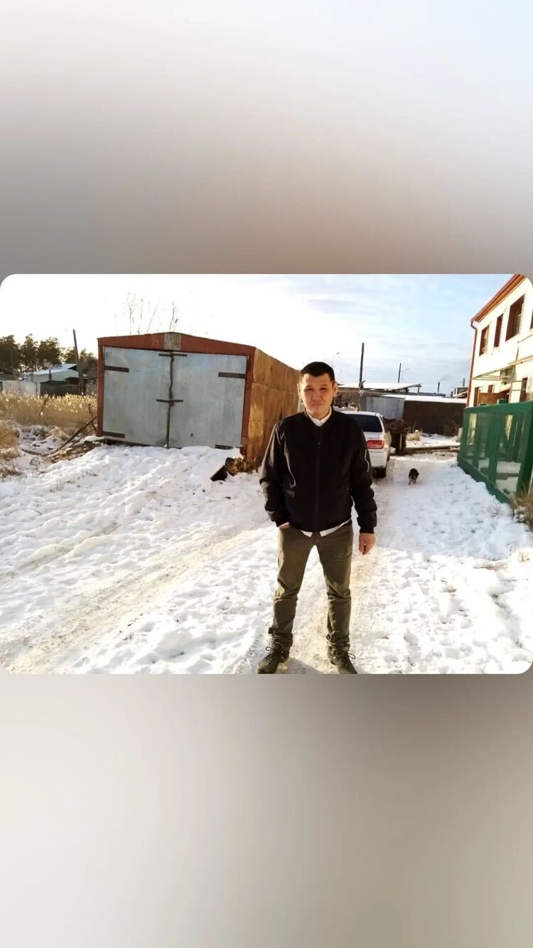  48089485  , 42 ,    