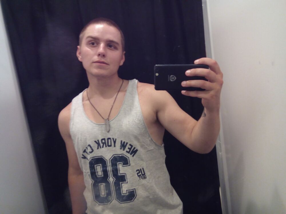  10145895  Vlad, 28 ,    