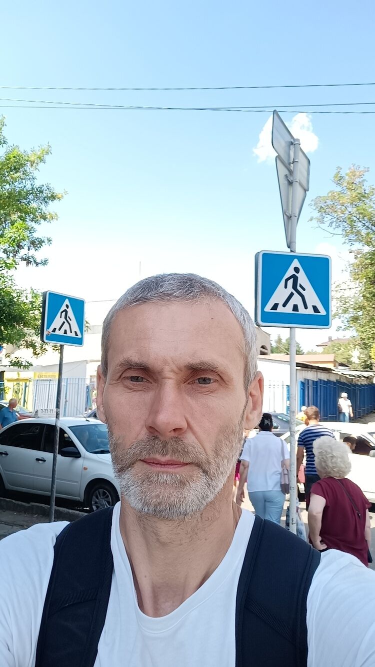  40016535  , 56 ,    