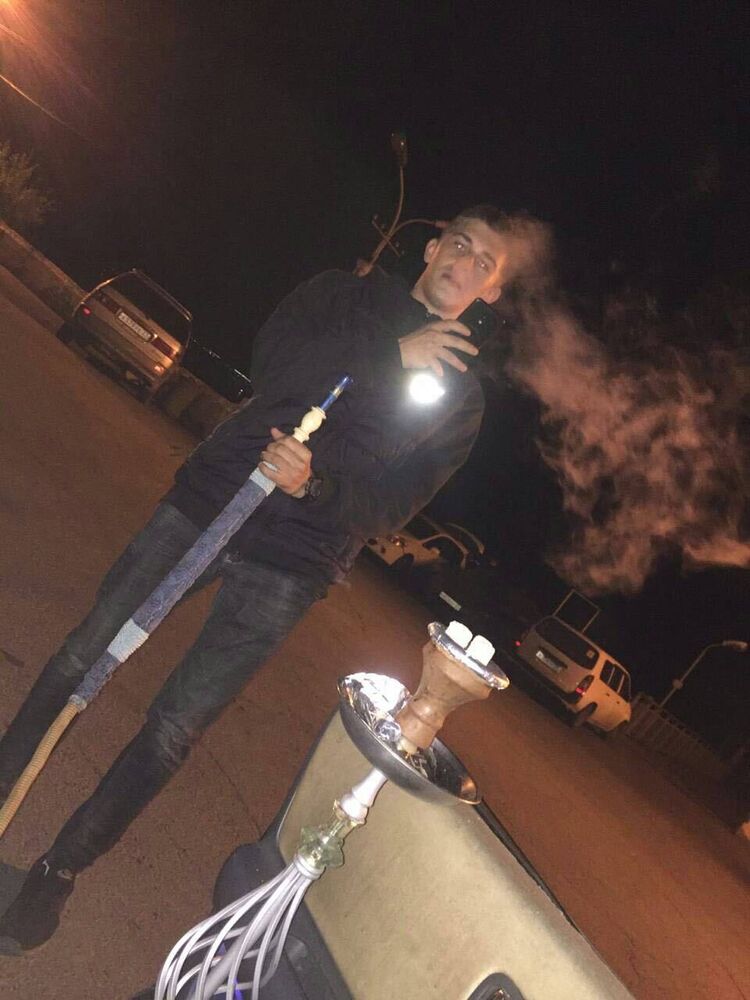 46833585  , 25 ,    