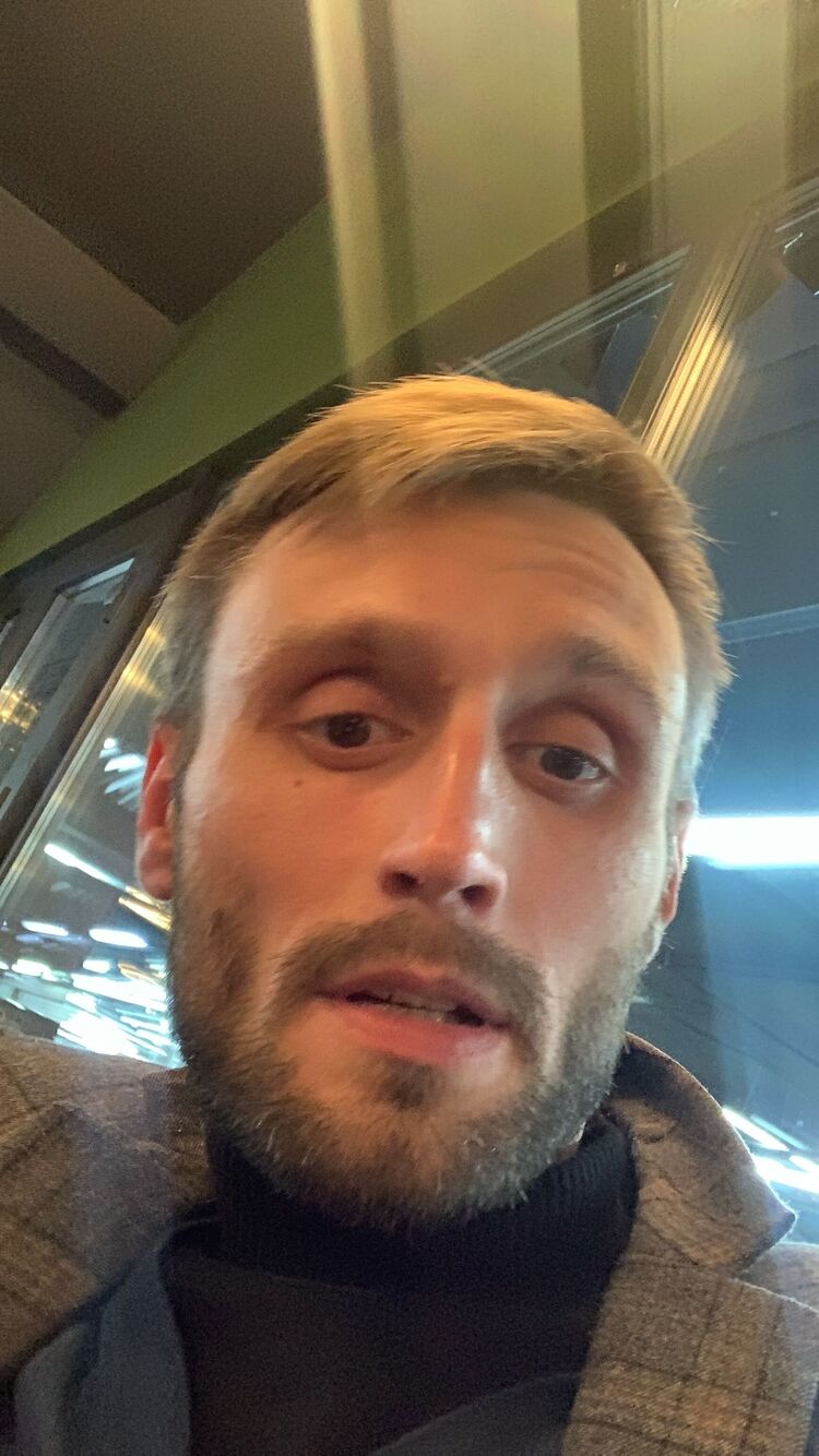  36641485  Alex, 37 ,    