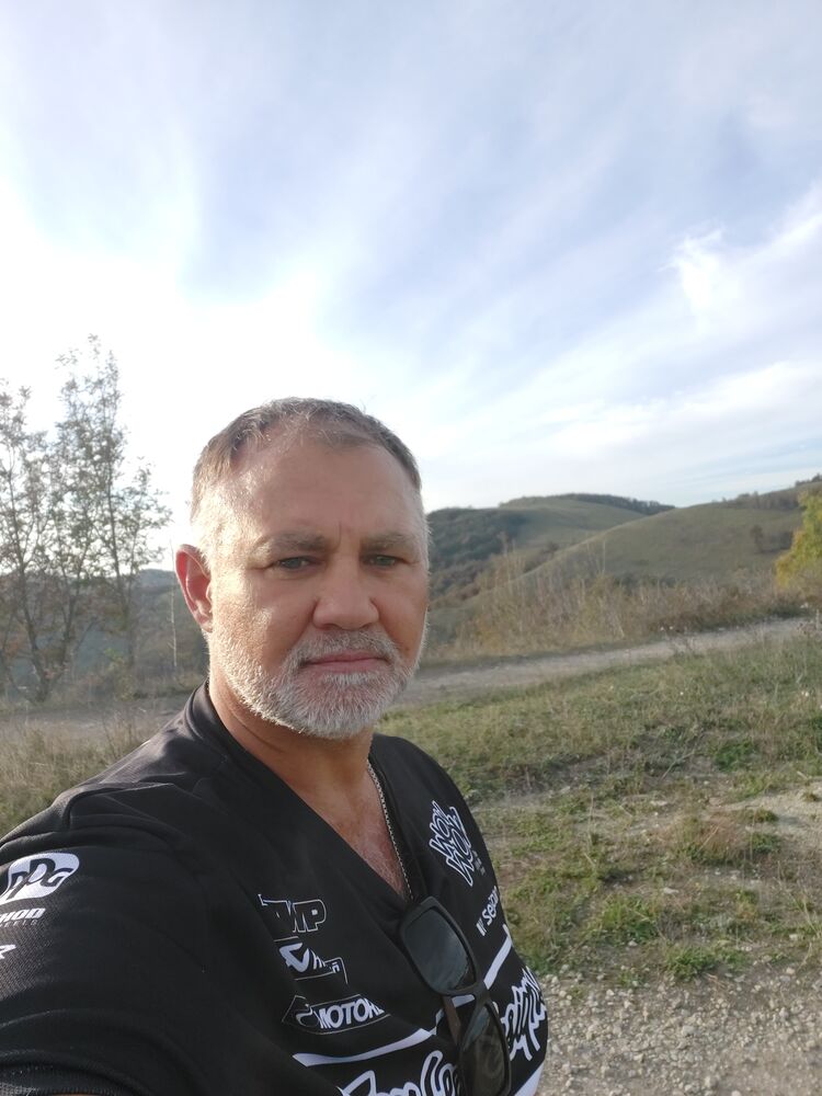  47292955  Oleg, 48 ,    