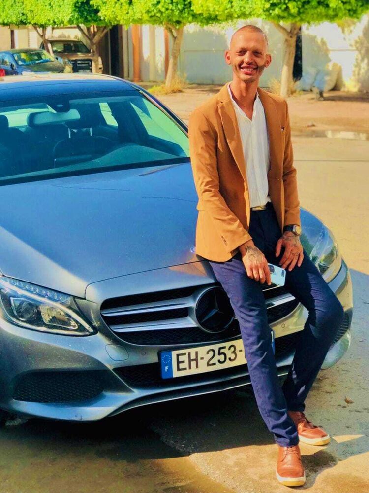  28426895  Francaisco, 28 ,    Tunis