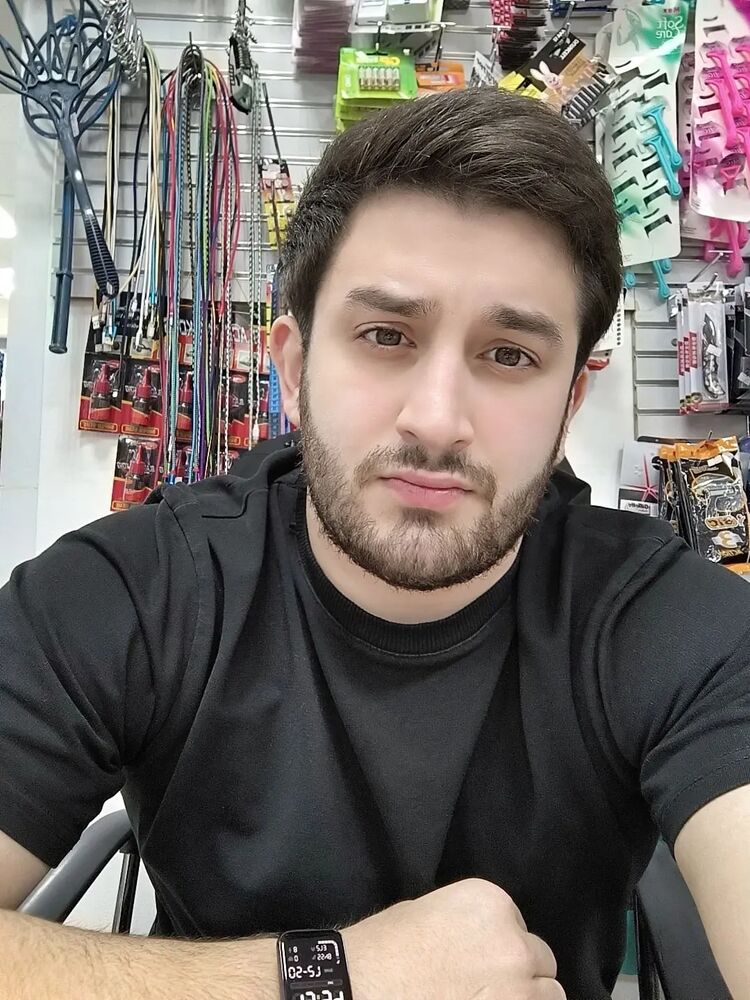  52849735  Sanan, 29 ,    