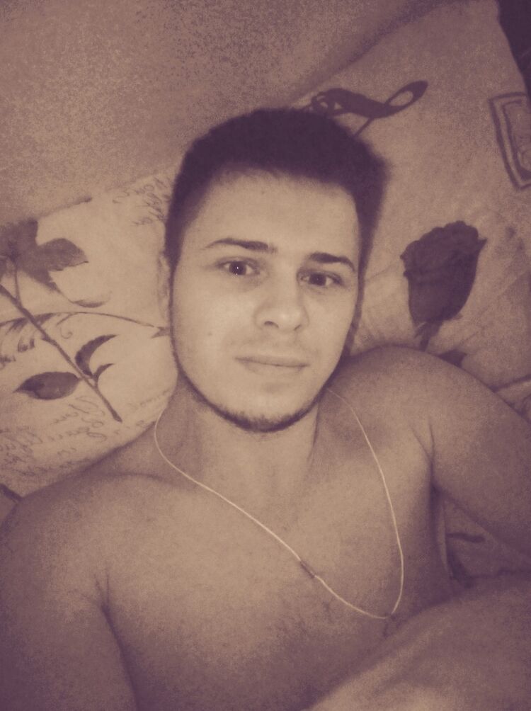  14933765  , 37 ,    Karczew