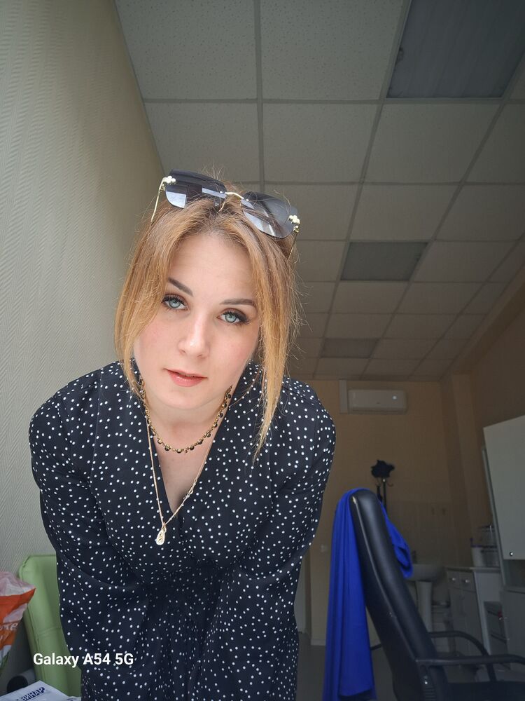  43951545  , 33 ,    -