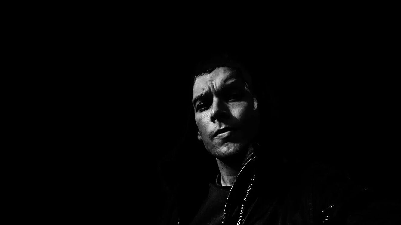  42934715  Vlad, 31 ,     