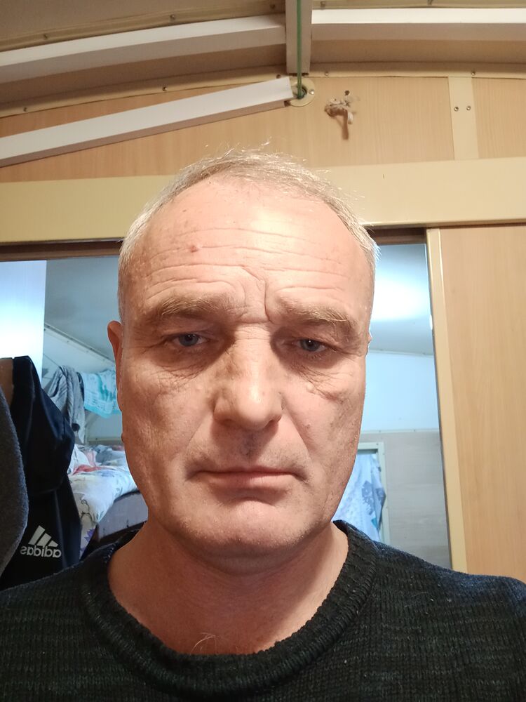  40782245  , 51 ,    