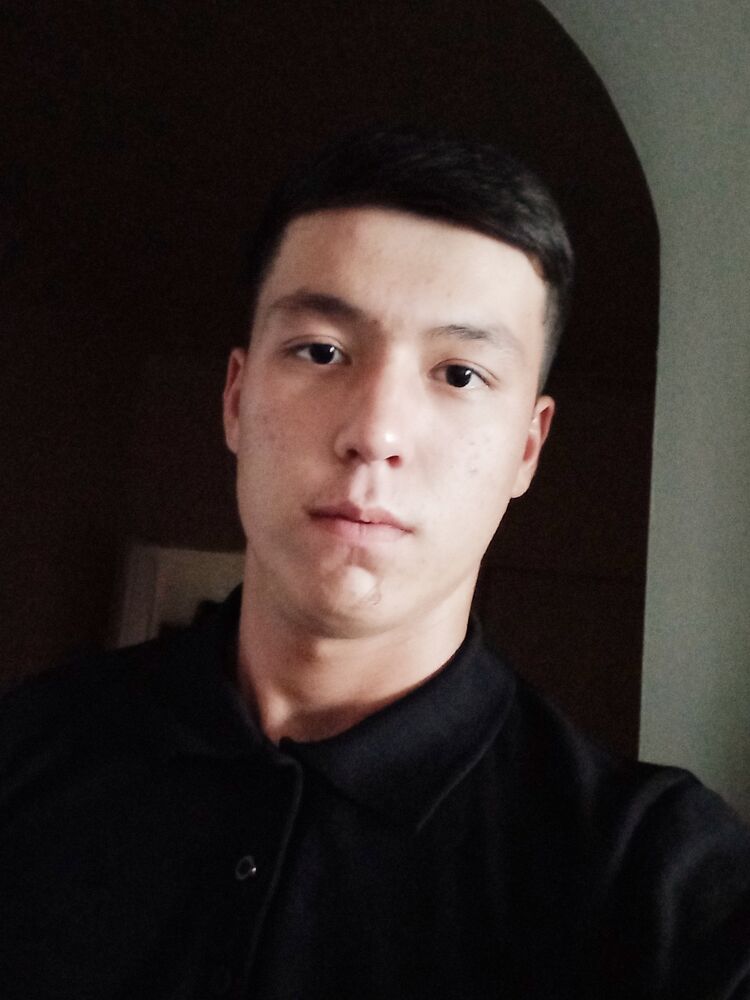  ,   Ali, 24 ,   ,   