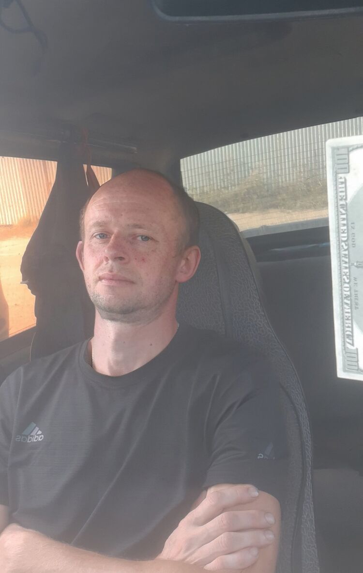 43268835  Nikolay, 45 ,    