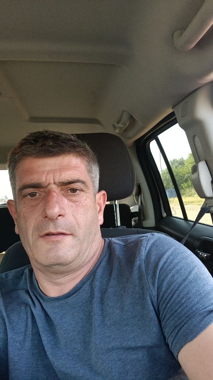  ,   Paata, 49 ,   ,   , c 
