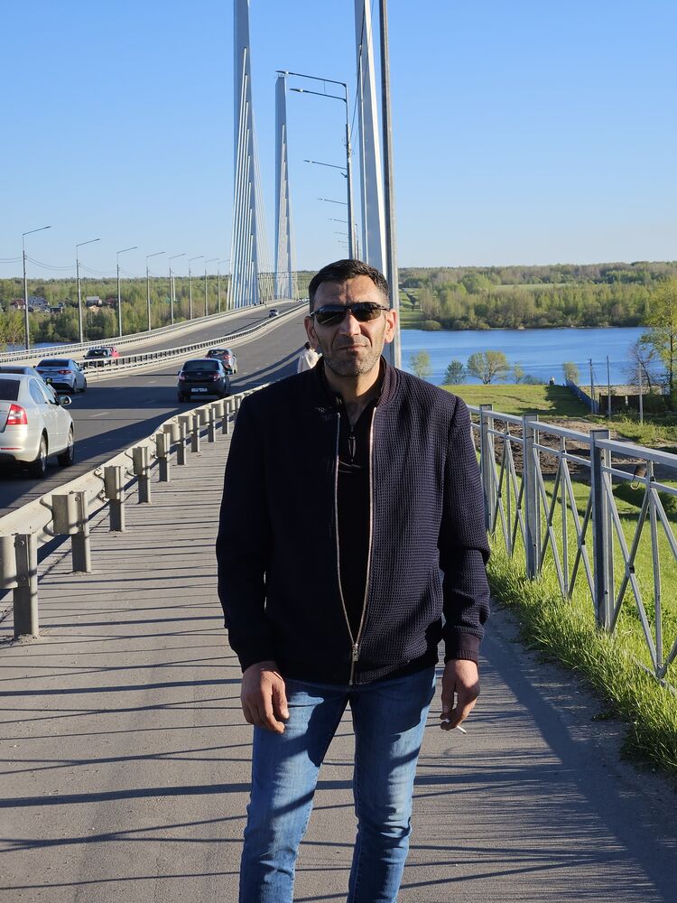  49171475  ANDREY, 49 ,    